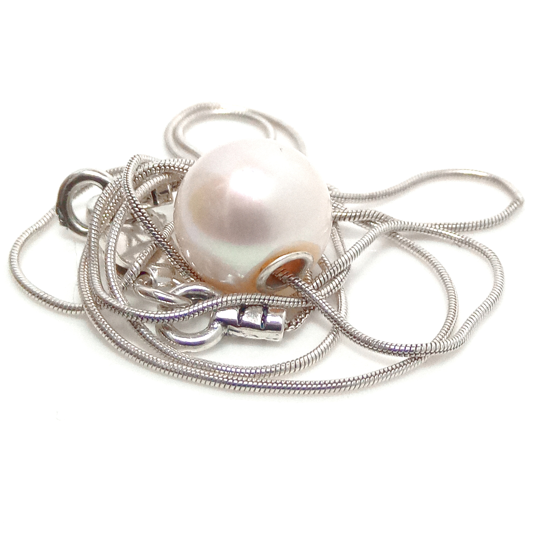 White Freshwater Floating Pearl